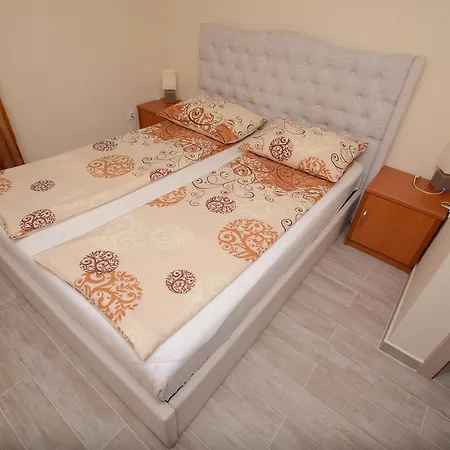 15201a Apartament *